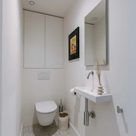Huswell - Elegant And Stylish Retreat With Sea View Apartament *