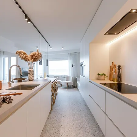 Huswell - Elegant And Stylish Retreat With Sea View Apartament Ostenda