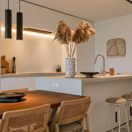 Huswell - Elegant And Stylish Retreat With Sea View Apartamento *